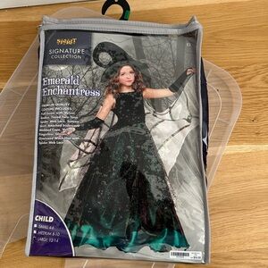 Esmeralda Enchantress Size large